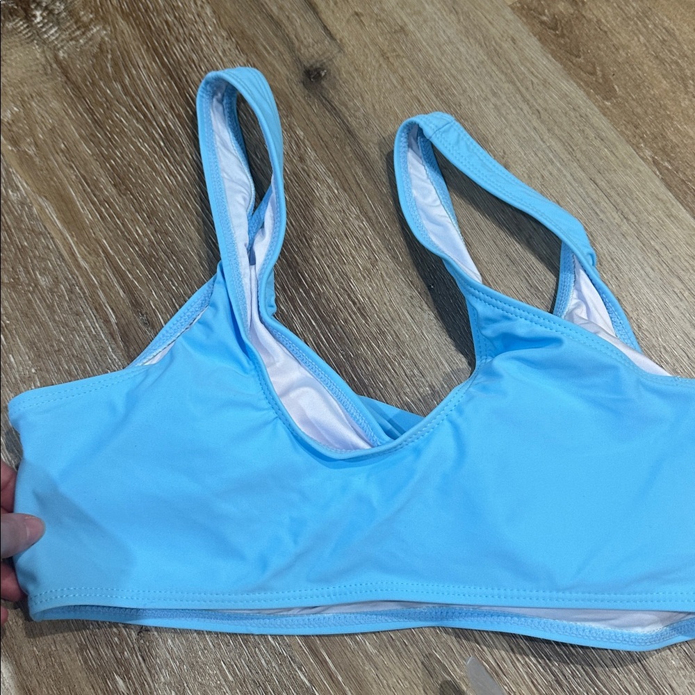 Blue twist front bikini top medium - Picture 2 of 2